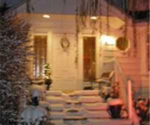Willows Inn North Vancouver Canada