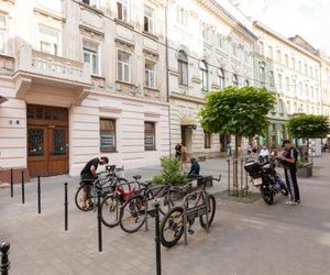 Opera Theater Apartments Lvov Ukraine