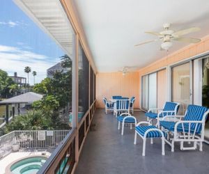 PRIMO POOL UPPER LEVEL BY VACATION RENTAL PROS Fort Myers Beach United States