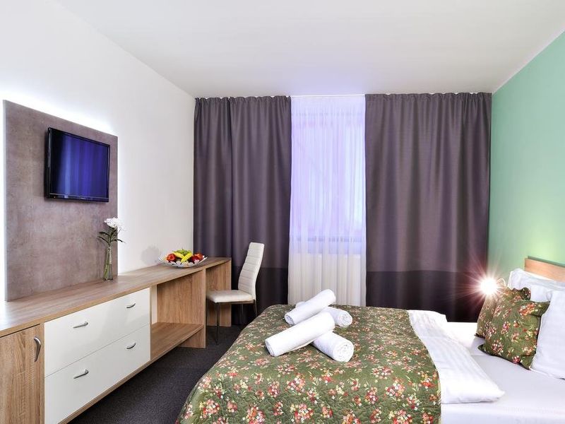 Hotel Photo 3