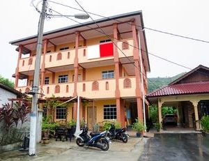 NR Langkawi Motel Pantai Tengah Malaysia