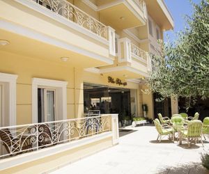 Pela Sofia Malia Greece