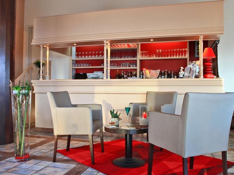 Hotel Photo 12