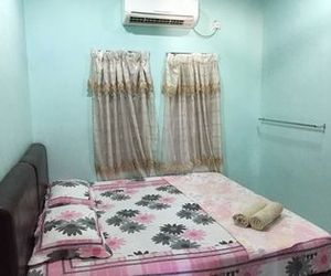 Zulina Vacation Home Pantai Tengah Malaysia