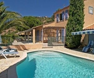 Rental Villa Villa Campechano - Bormes-Les-Mimosas, 4 Bedrooms, 8 Persons Bormes-les-Mimosas France