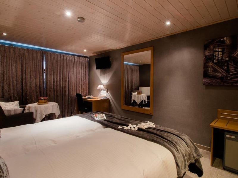 Hotel Photo 8