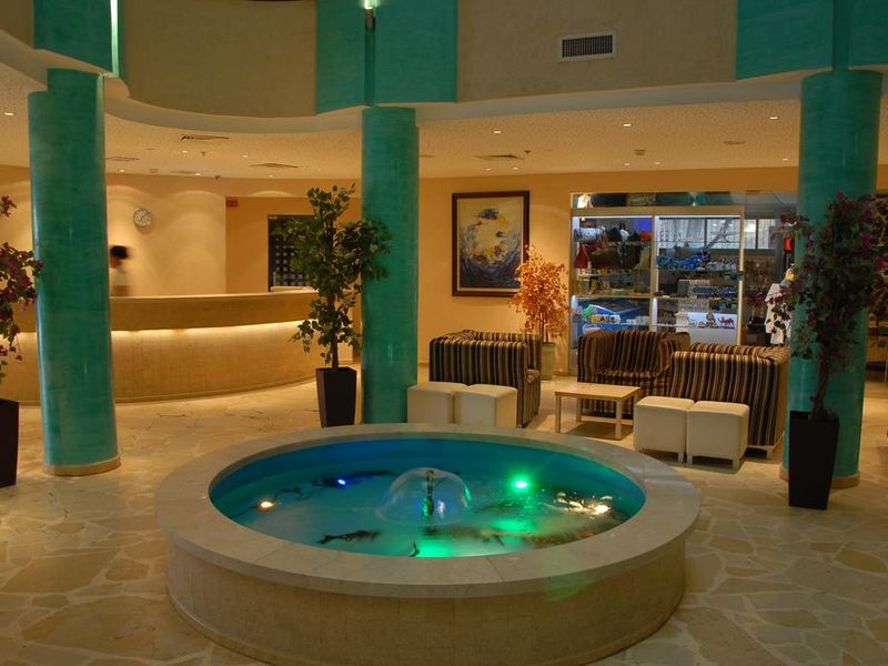 Hotel Photo 12