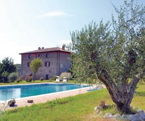 Holiday home Montefiascone 96 with Outdoor Swimmingpool Fiordine Italy