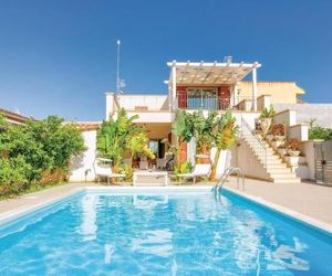 Holiday home Menfi 25 with Outdoor Swimmingpool Menfi Italy