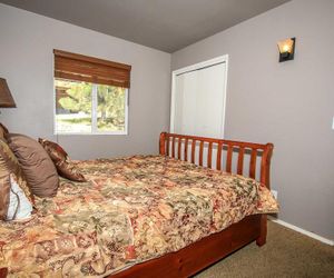 Daisy Lazy Bear 1504 by RedAwning Big Bear Lake United States