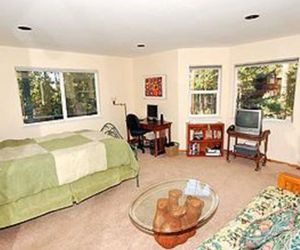 REDAWNING LUPINE TRAIL HOLIDAY HOME 2 Tahoe Valley United States