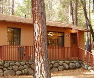 RedAwning Cabin #3 Bassett Cedar Rock Cabin II Wawona United States