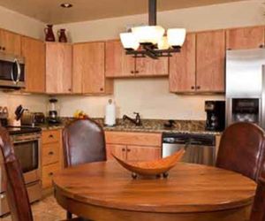 RedAwning 6117 Bear Lodge- Trappeurs Steamboat Springs United States