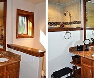 Luxe Townhouse on the Links Vail United States