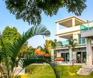 GreenView Villa Phoenix Golf Club Pattaya Jomtien Beach Thailand