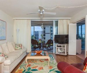 CRECIENTE 415 BY VACATION RENTAL PROS Fort Myers Beach United States