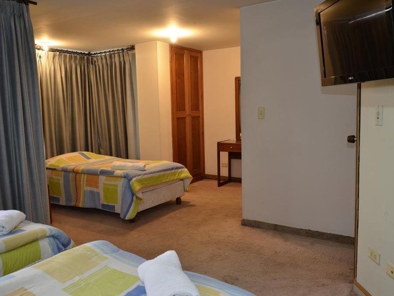 Hotel Photo 9