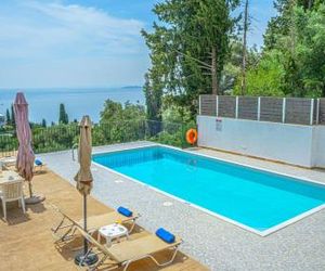 Zeus Pool Apartments Nissaki Greece