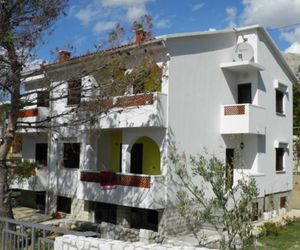 Apartment Cubranic Baska Croatia
