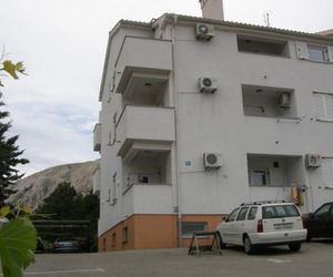 Apartments Tironi Baska Croatia