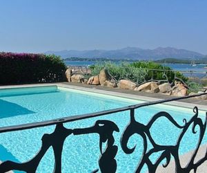 Villa Bouganville Con Piscina Capo Coda Cavallo Italy