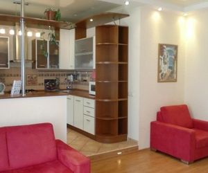 APARTAMENTY NA KARLA MARKSA 65 Ufa Russia