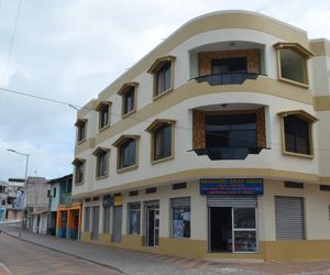 Hostal Andry Baquerizo Moreno Ecuador