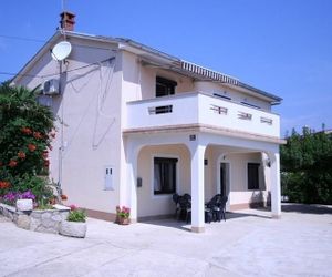 Two-Bedroom Apartment Silo near Sea 2 Silo Croatia