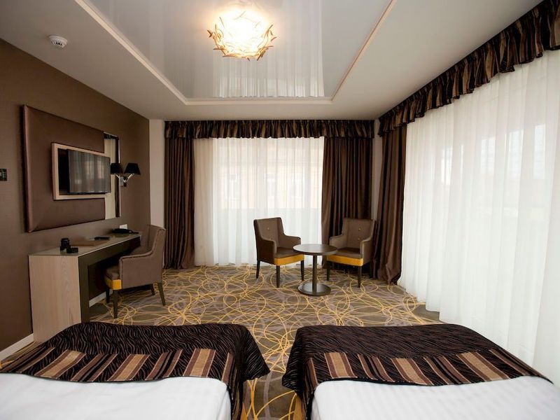 Hotel Photo 1