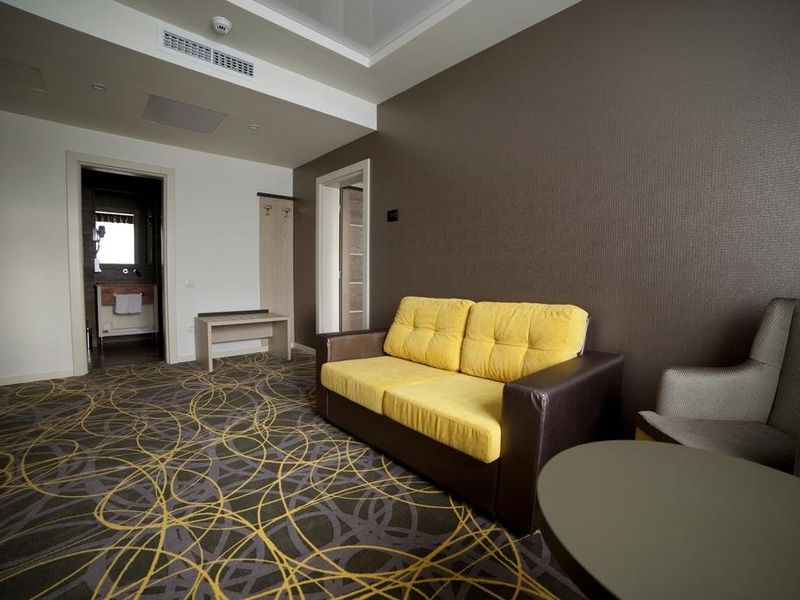 Hotel Photo 6