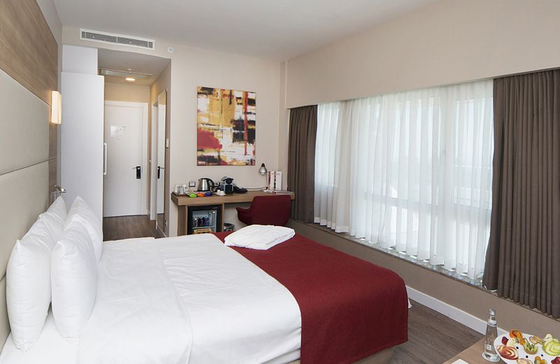 Ramada Encore Istanbul Kartal