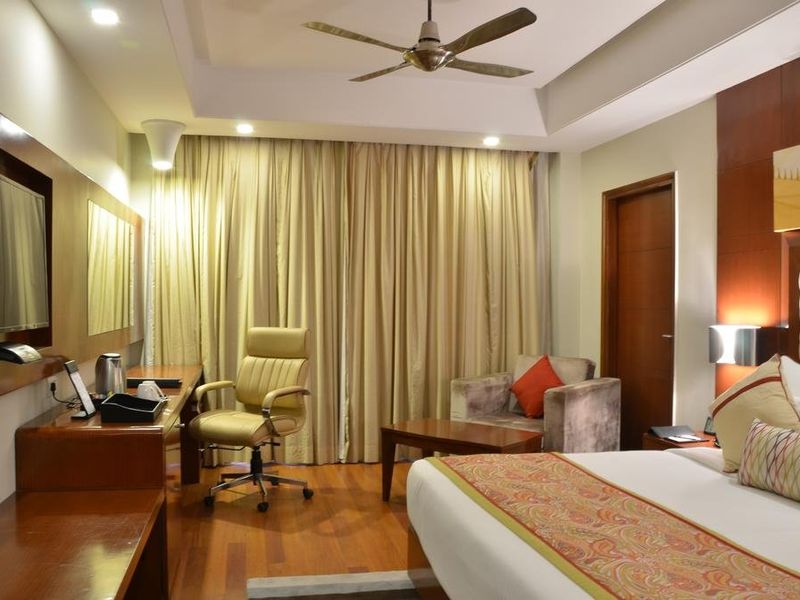 Hotel Photo 1