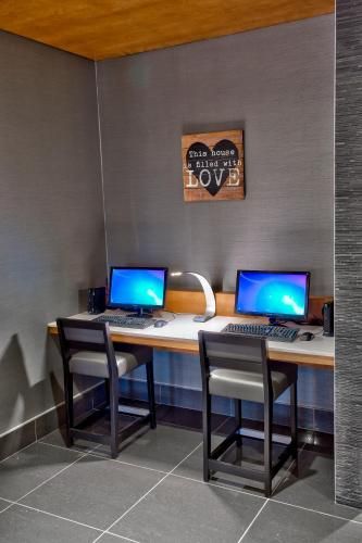 Hotel Photo 15