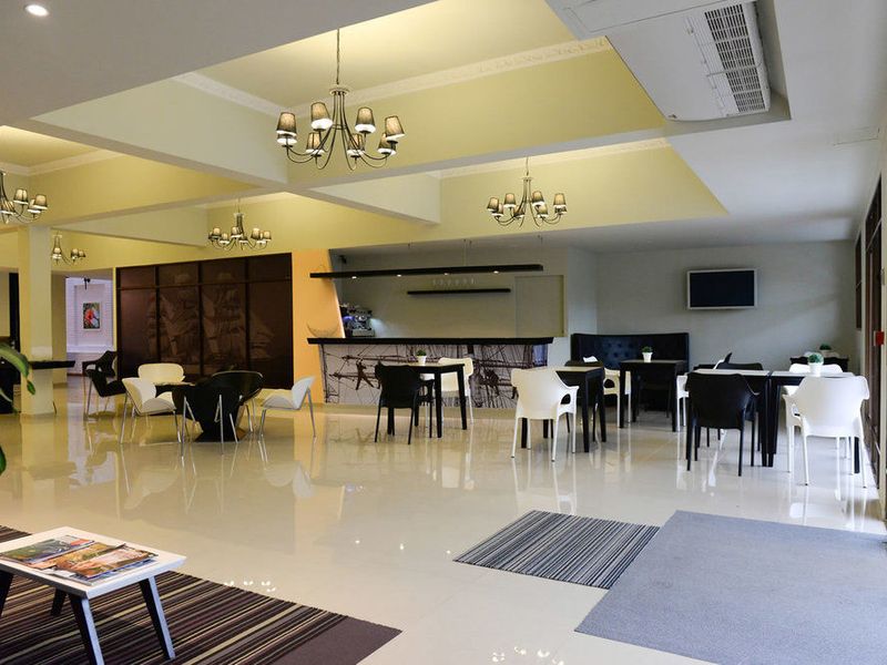 Hotel Photo 12