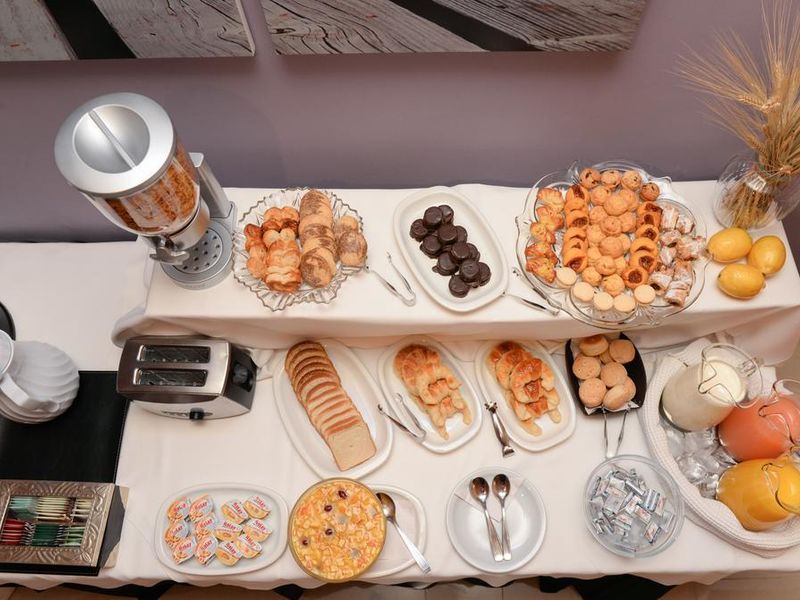 Hotel Photo 13
