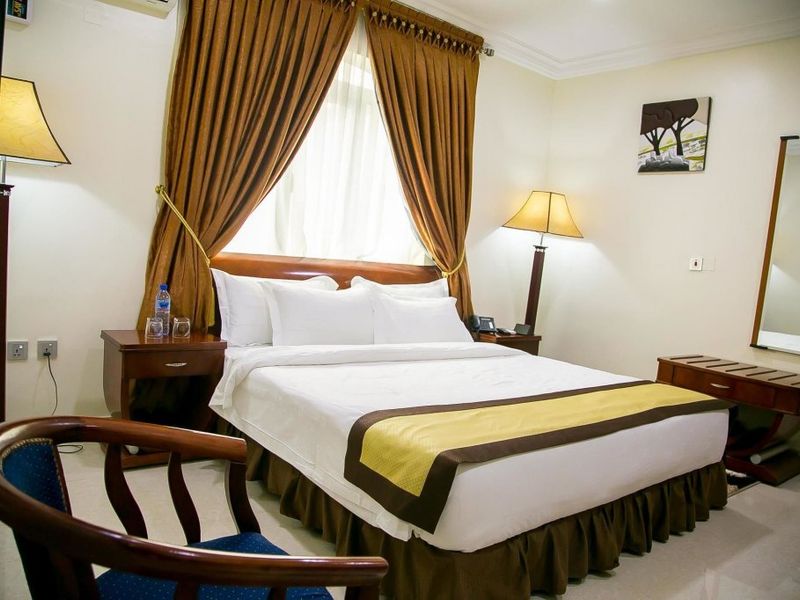 Hotel Photo 1