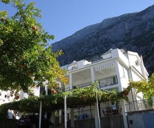 Apartments Delac Dobrota Montenegro