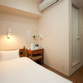 NearBy Hotel
