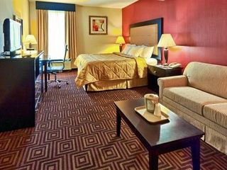 Фото отеля Quality Inn & Suites NJ State Capital Area