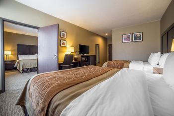 Comfort Inn & Suites Vernal – National Monument Area