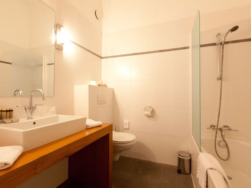 Hotel Photo 9