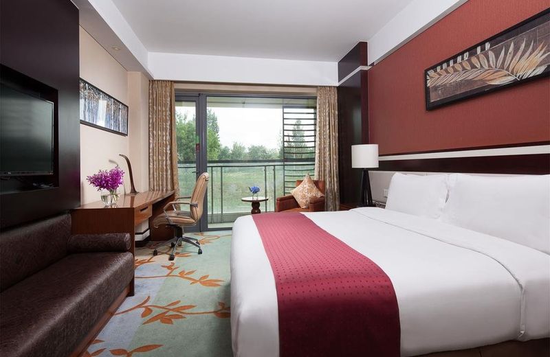 Holiday Inn Beijing Shijingshan Parkview, an IHG Hotel