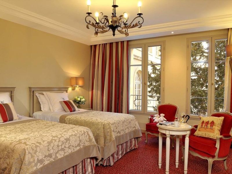 Hotel Photo 1