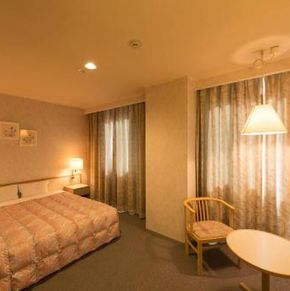 NearBy Hotel