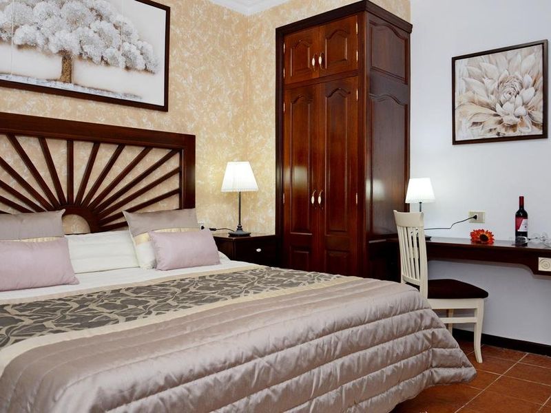 Hotel Photo 4