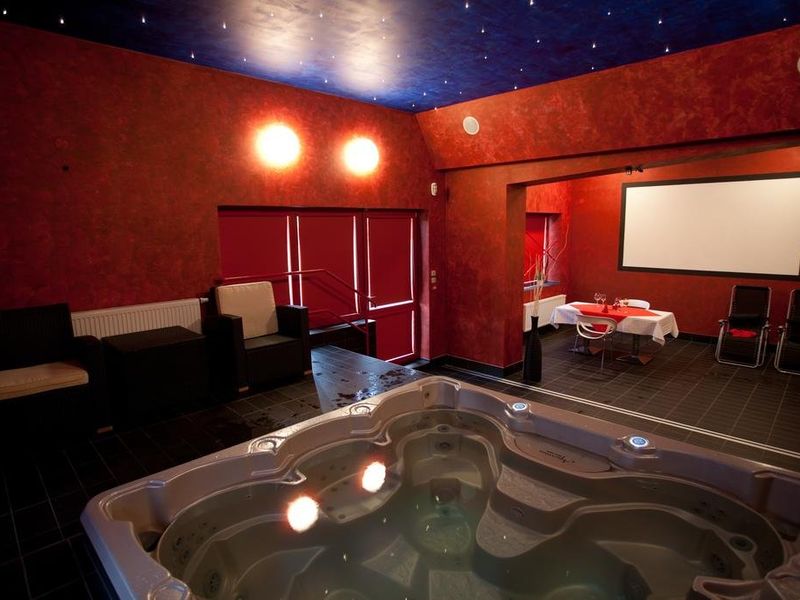Hotel Photo 12
