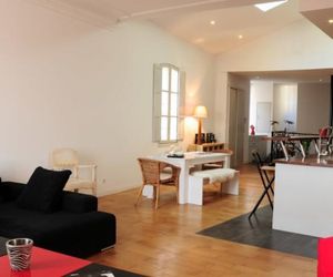 Charmant Appartement Quai des Chartrons Bordeaux France