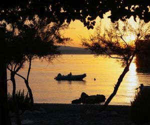 Beachfront Apartment In Dalmatia Pisak Croatia