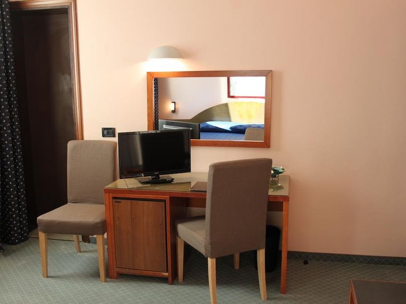 Hotel Photo 7
