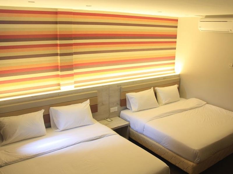 Hotel Photo 12
